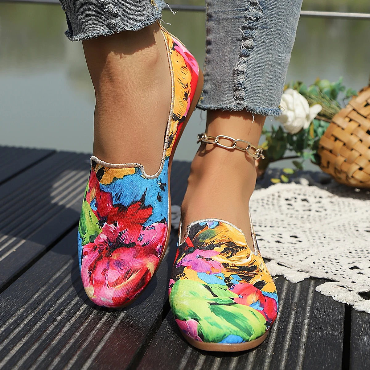 1 pair of colorful flat shoes, round-toe comfortable walking shoes, loafers with vibrant dopamine colors full of energy.