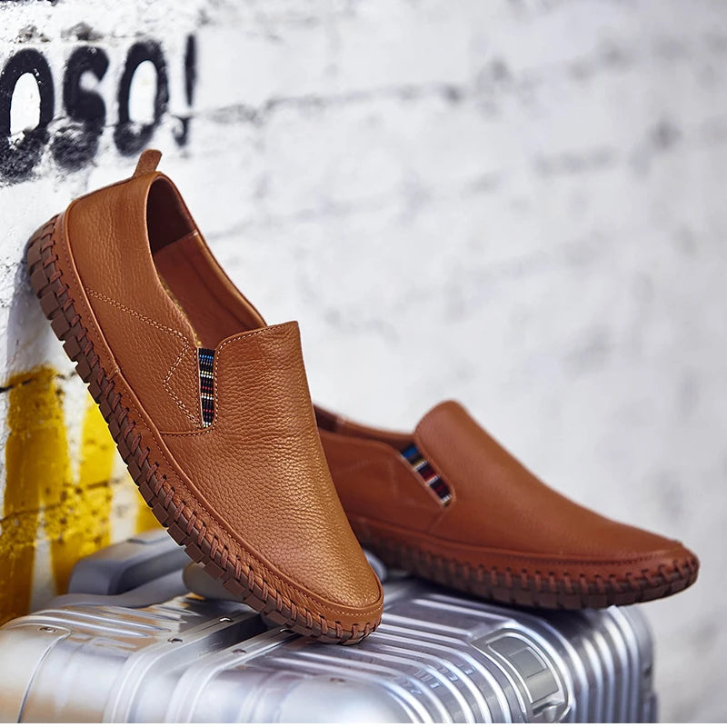 2024 New Large Size 50 Men Loafers Soft Moccasins Fashion Soft Spring Autumn Genuine Leather Shoes Men Warm Flats Driving Shoes