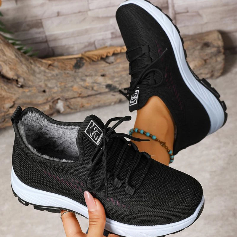 Fleece Lining Warm Sneakers for Women Winter Comfortable Light Plus Size Women's Sports Shoes Soft Sole Lace Up Cotton Shoes