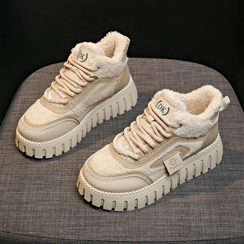 New Winter Warm Cotton Shoes Ladies Plush Fur Thick Sole Lace Up Casual Sneakers Women Outside Flat Comfortable Running Shoes