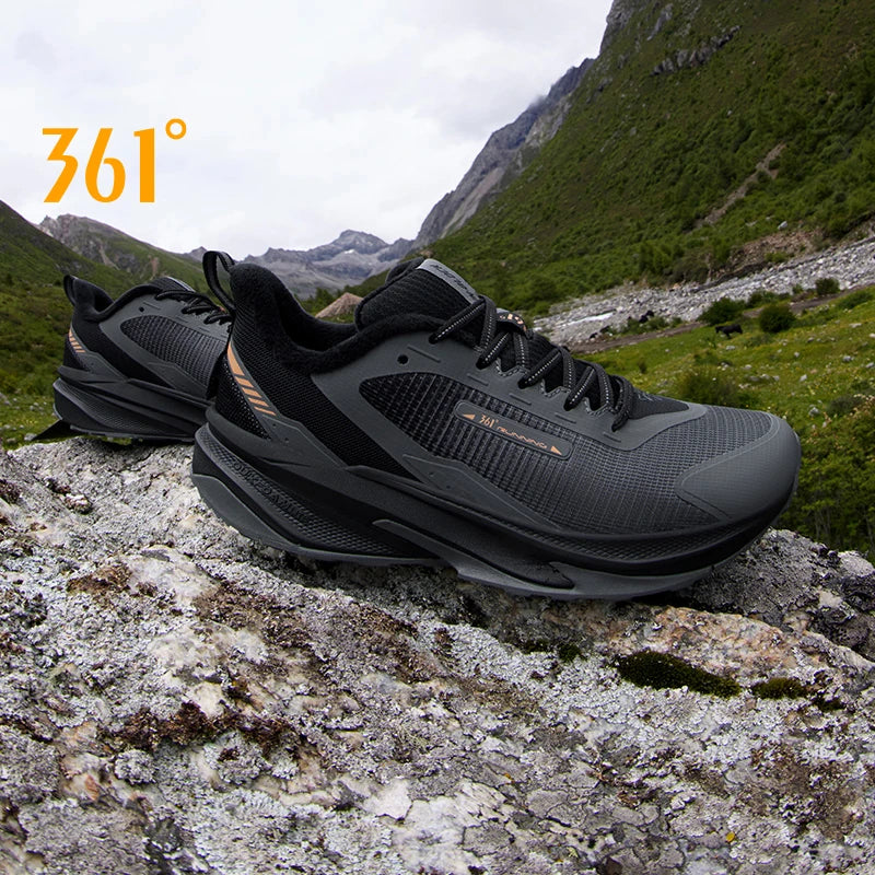 361 Degrees Thermal Series Men Running Shoes New Winter Mesh Lightweight Versatile Rebound Plush Warm Male Sneakers 672442220B