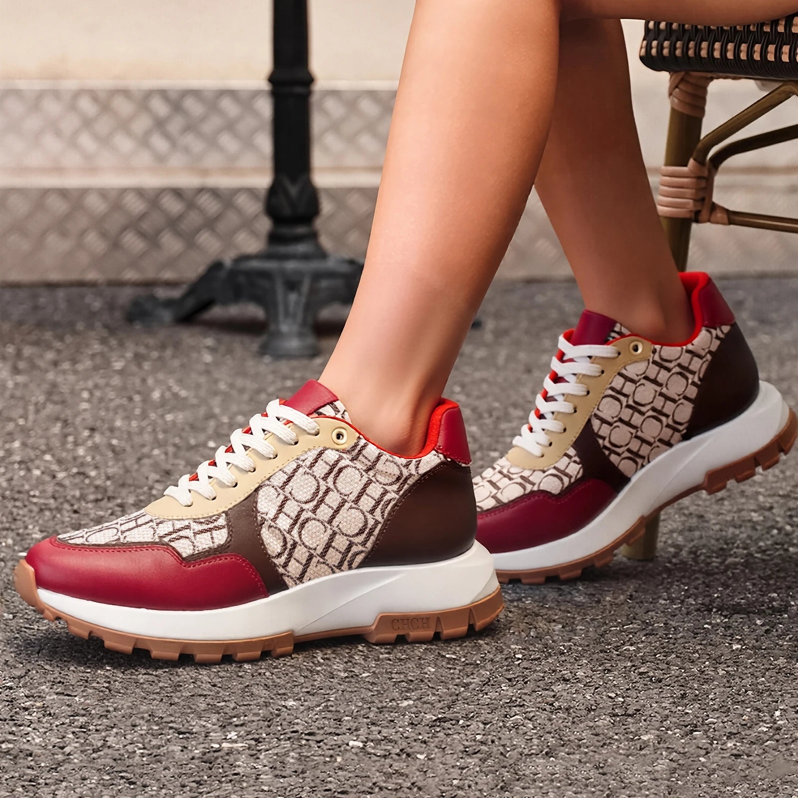 Women's Vulcanized Shoes 2025 Winter New Anti slip Outdoor Walking Shoes Wine Red Women's Shoes