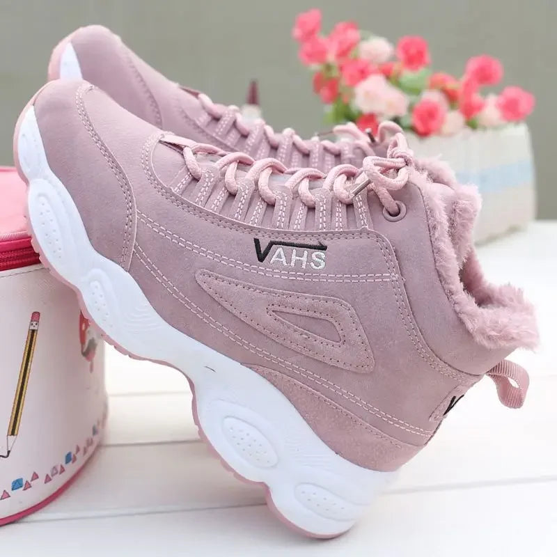 New Winter Thick-soled Women's Sneakers Warm Plus Velvet Cotton Shoes Height-increasing Non-slip Platform Women Shoes Snow Boots