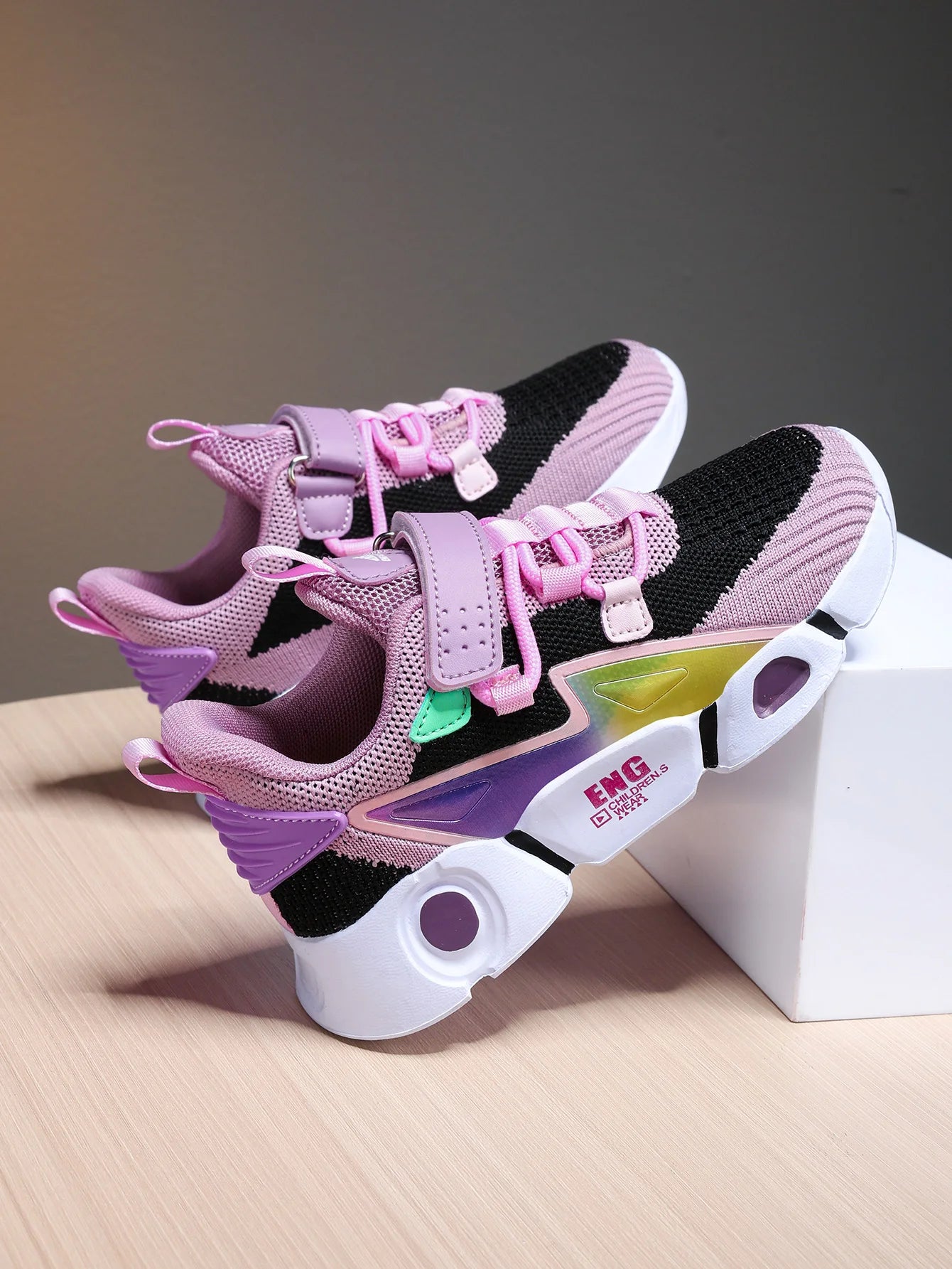 2024 New Fashionable Children's Casual Sports Shoes, Comfortable and Breathable Mesh Shoes for Students