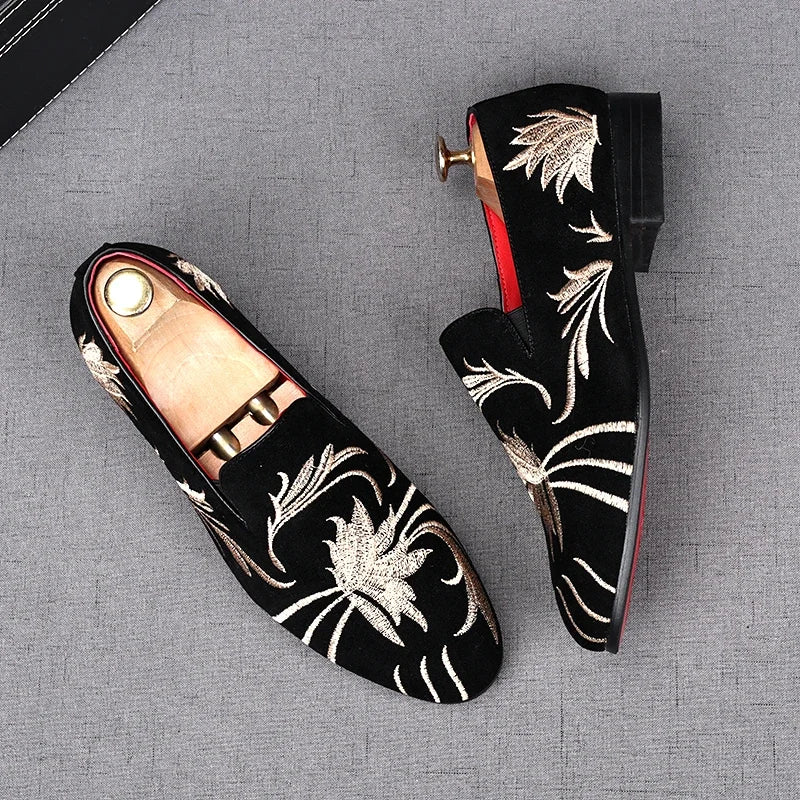 Men Suede Leather Shoes Designer Embroidery Men Loafers Luxury High Quality Moccasins Brand Party Wedding Shoes Men Flats 38-48