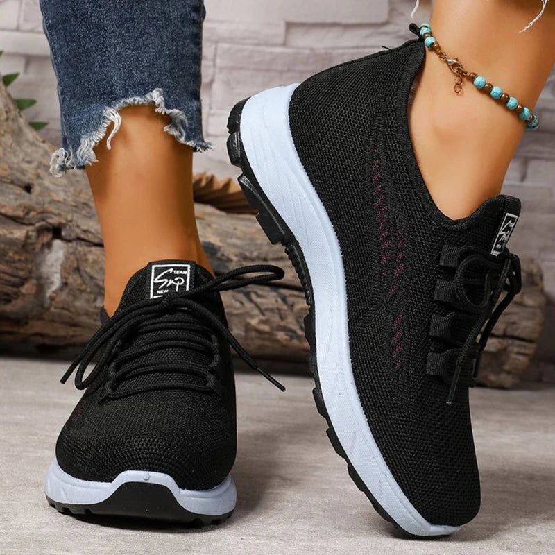 Fleece Lining Warm Sneakers for Women Winter Comfortable Light Plus Size Women's Sports Shoes Soft Sole Lace Up Cotton Shoes