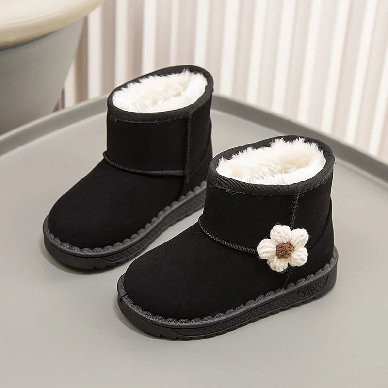Girl's Winter Snow Boots Appliques Furry Platform Suede Kids Short Boot Four Colors Flexiable Non-slip Warm Chic Children Boot