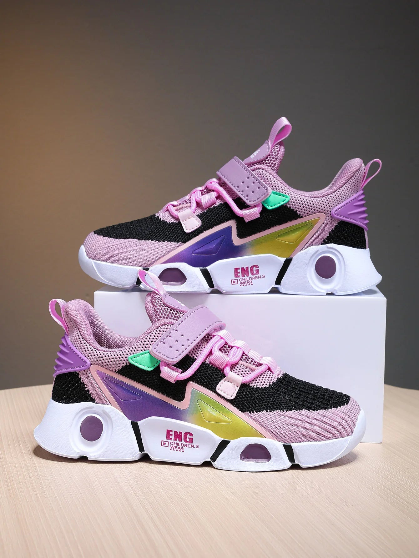 2024 New Fashionable Children's Casual Sports Shoes, Comfortable and Breathable Mesh Shoes for Students